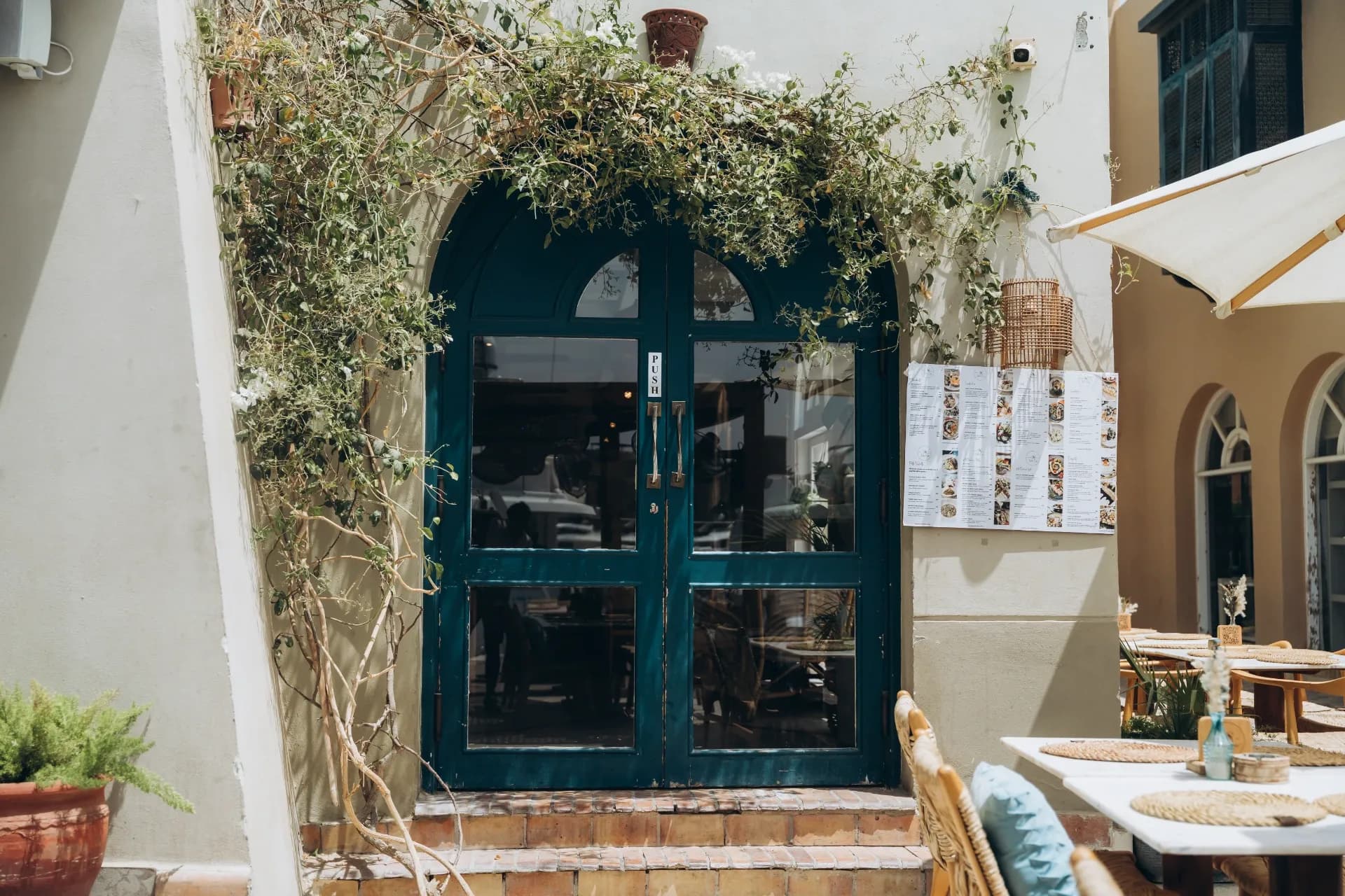 Boho Cafe — photo 2 of 8