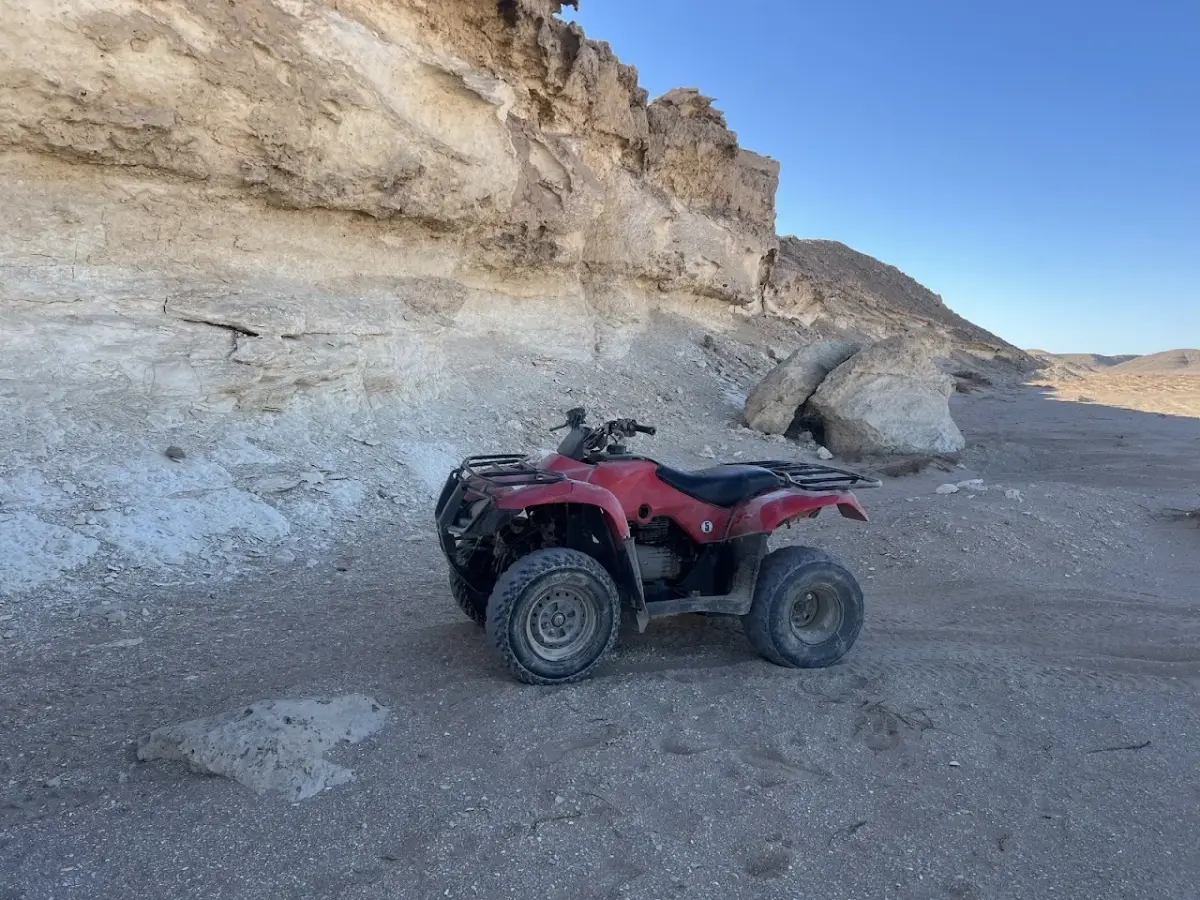 Moto Club — photo 2 of 4